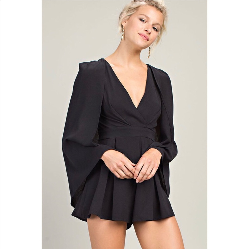 Black Bell Sleeve Cape Romper - Picture 4 of 8